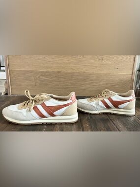 W8/EU39 Gola Daytona Chute Retro Sneakers
